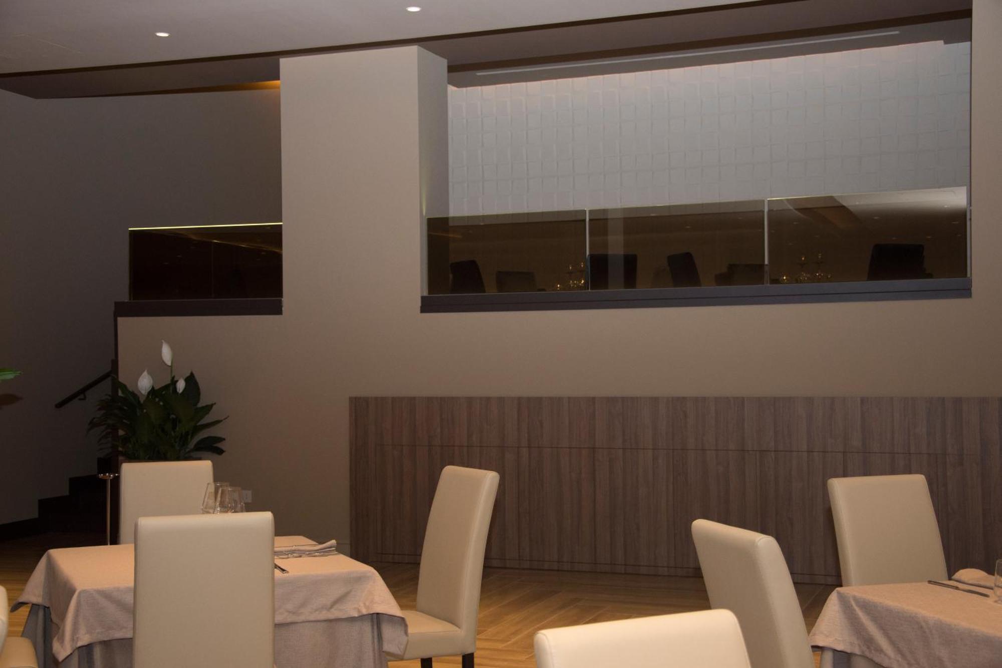 Hotel Commercio 4*